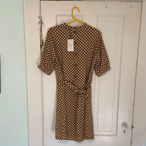 NWT Jacqueline De Yong Highneck Dress Golden Brown/Flower Size 6 - Picture 2 of 6